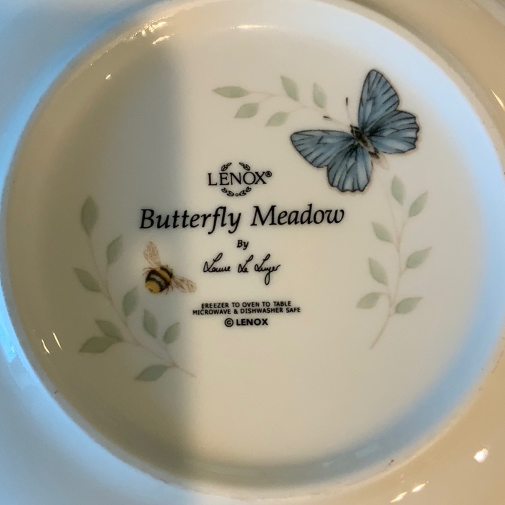 Lenox Butterfly Meadow Pasta /Salad Bowls - Picture 5 of 5